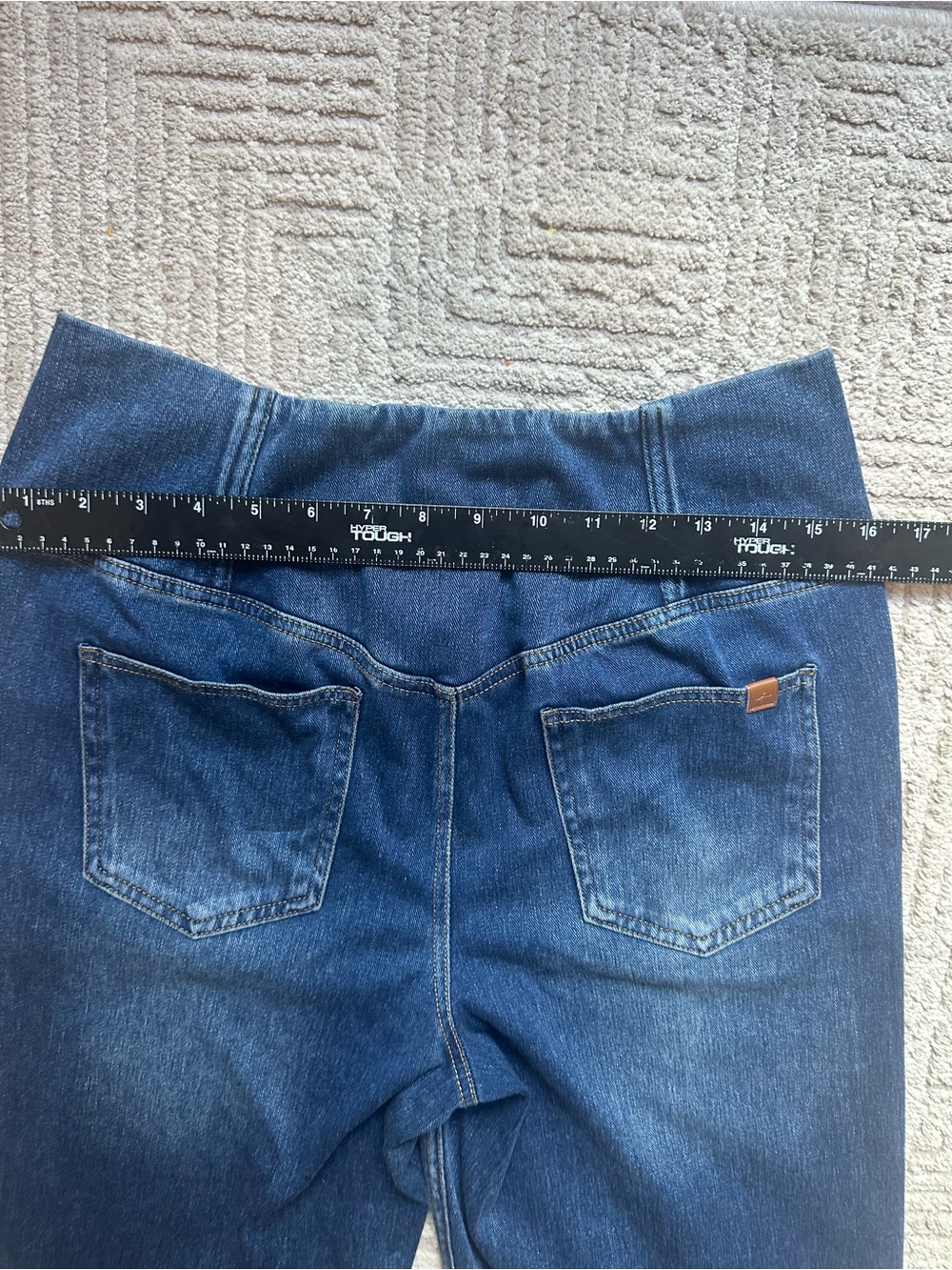 High-Waist V-Crossover Wide Leg Jeans - Dark Blue - Picture 14 of 16